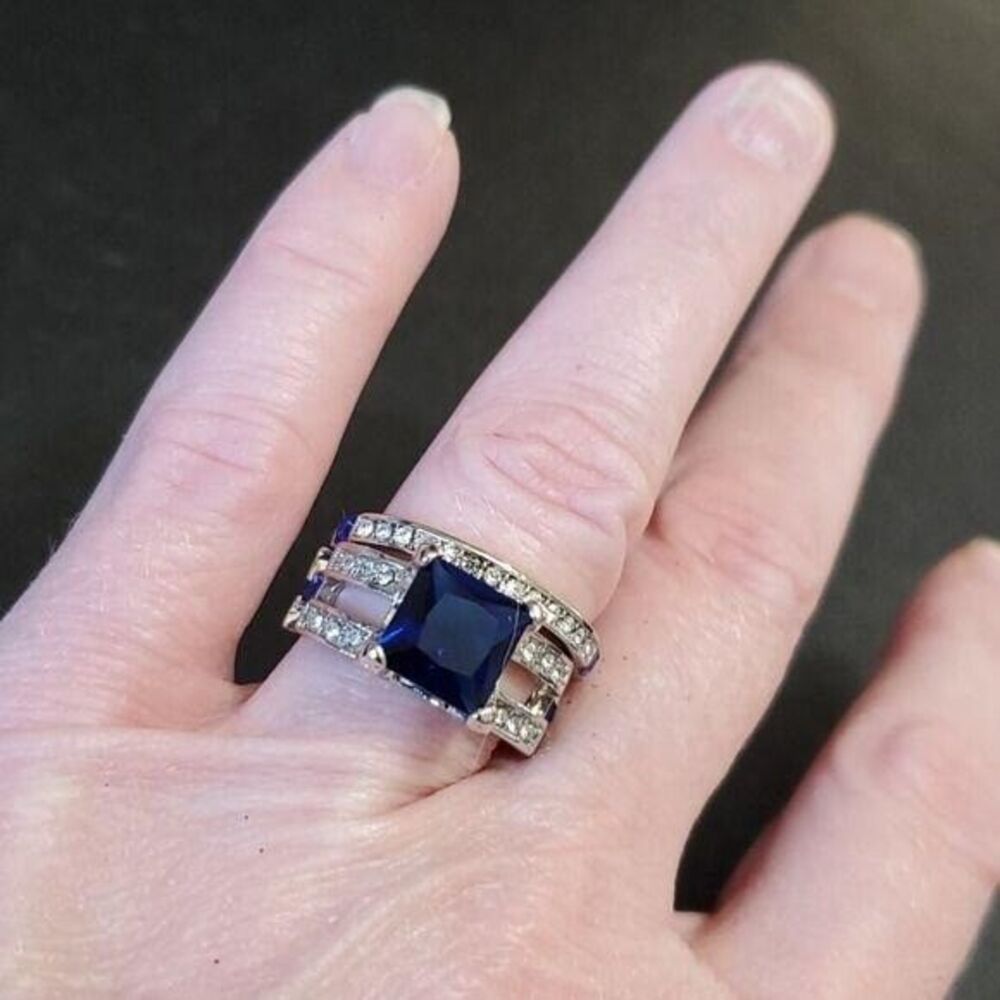 Silver tone blue ring set